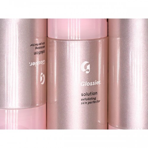 Solution by Glossier